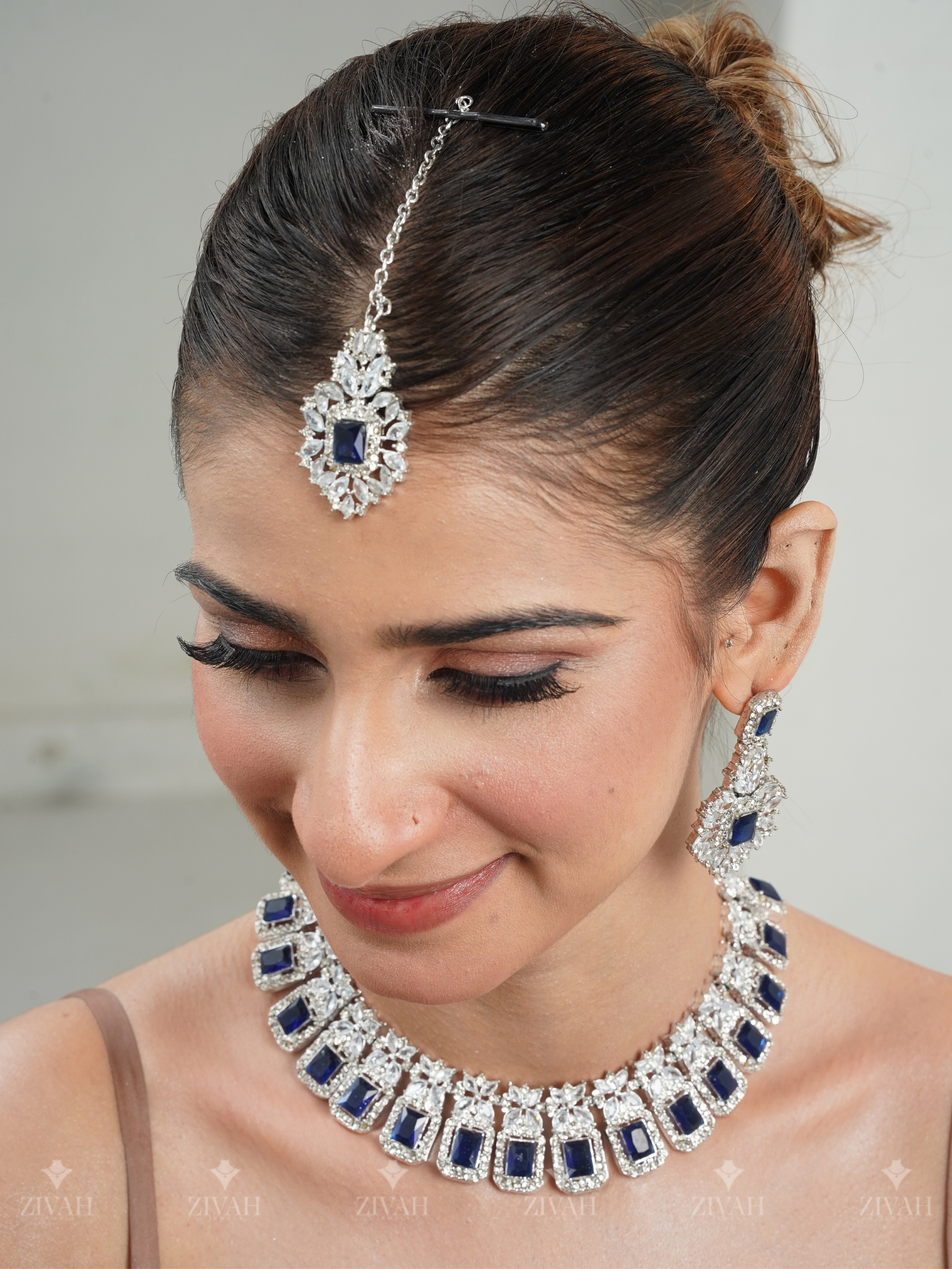 Zivah Statement Necklace Set