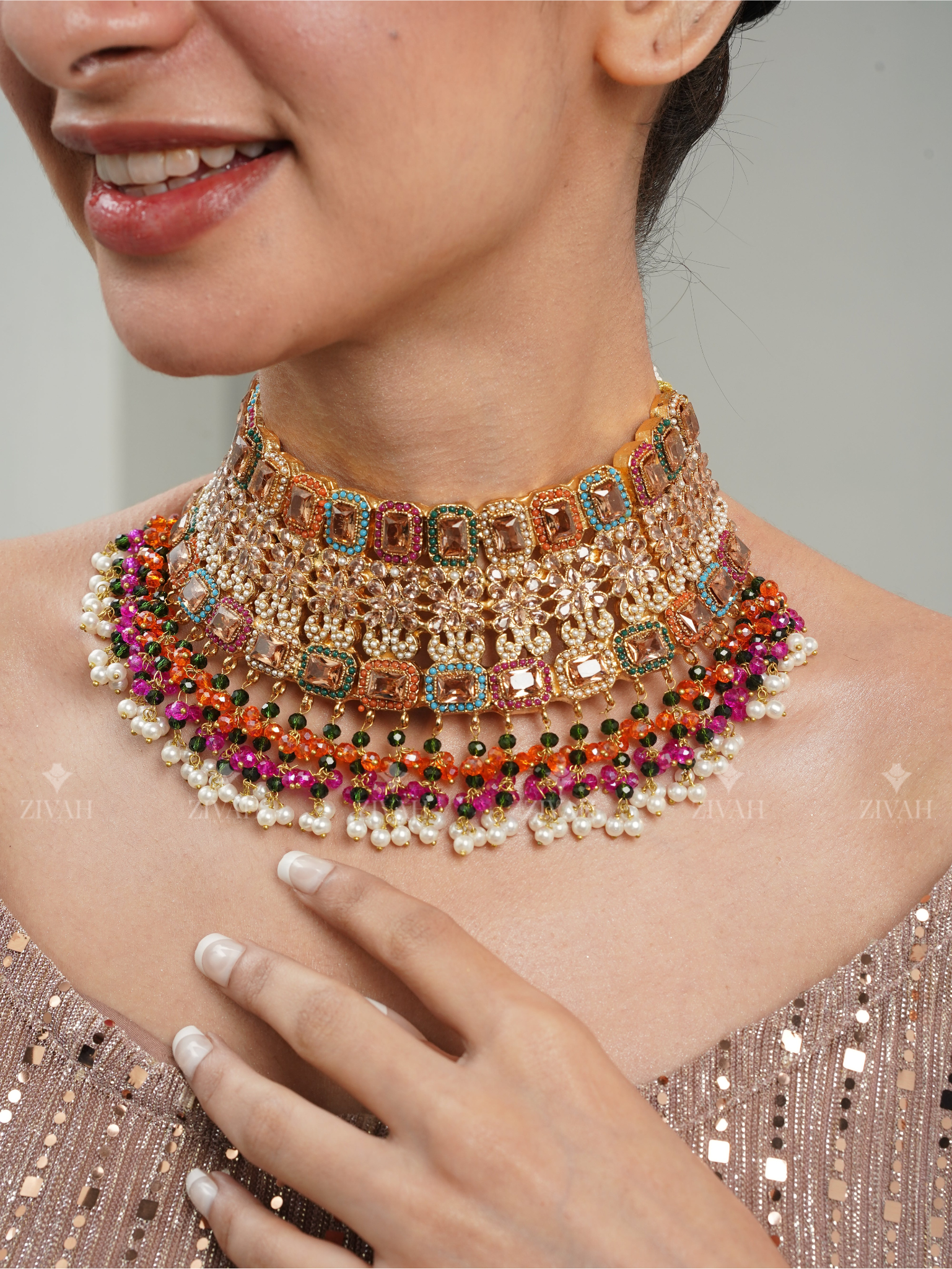 Rang-e-husn Nauratan Bridal Set