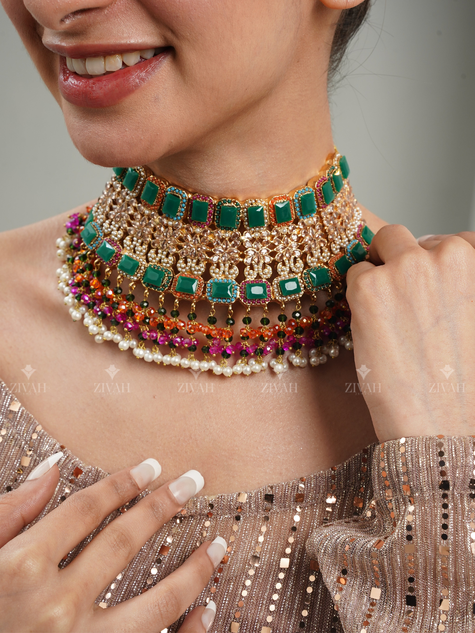 Rang-e-husn Nauratan Bridal Set