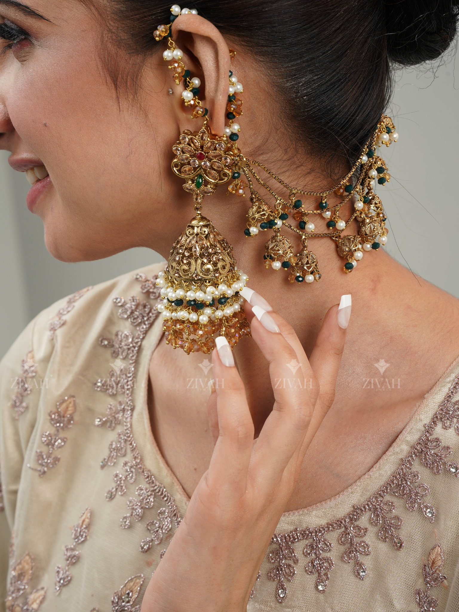 Designer Zircon Saharay Bahubali Jhumkha