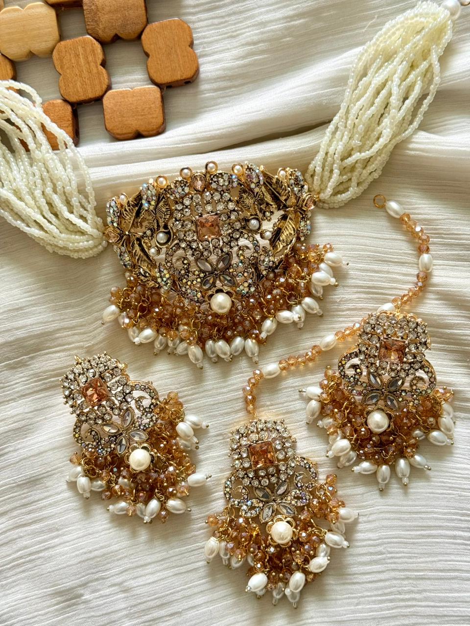 Designer’s Made Choker Sets