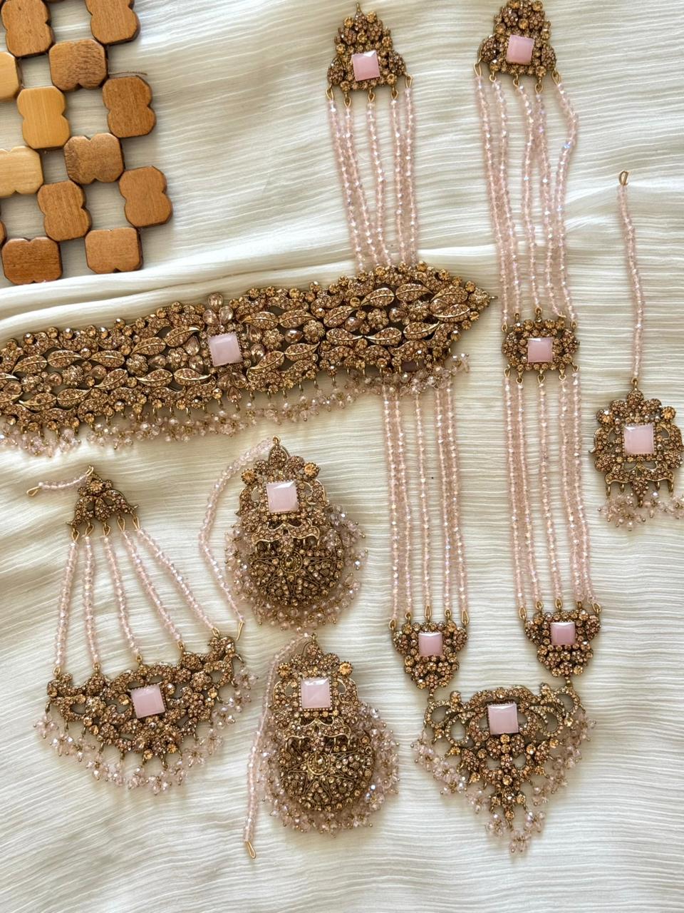 The Royal Mirha’s Beauty Bridal Set