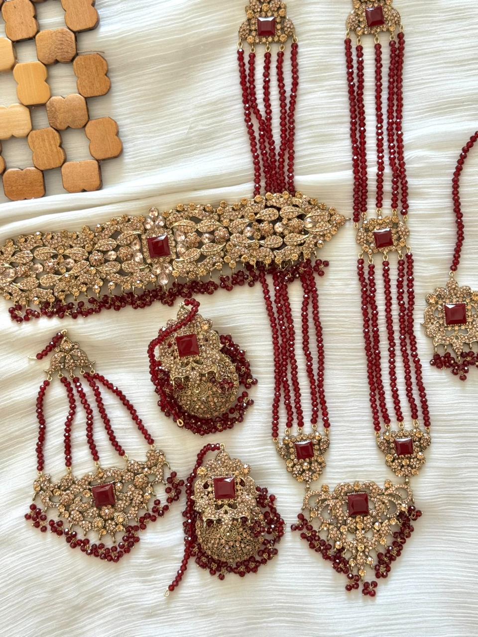 The Royal Mirha’s Beauty Bridal Set