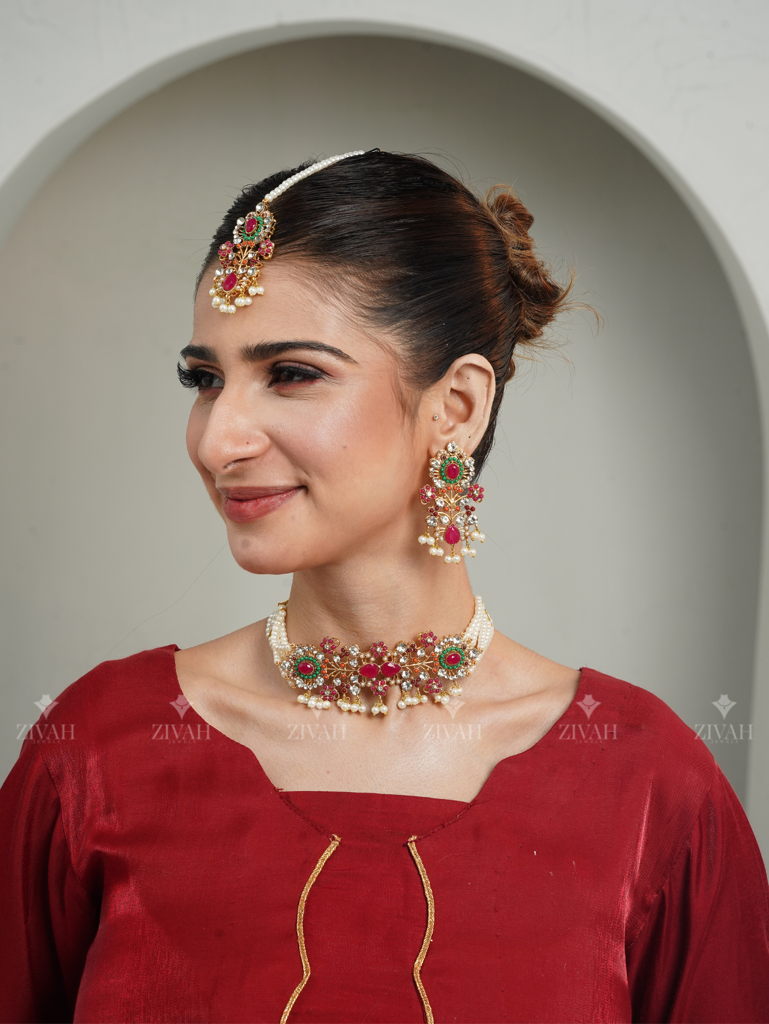 The Trendy Nauratan Choker Sets