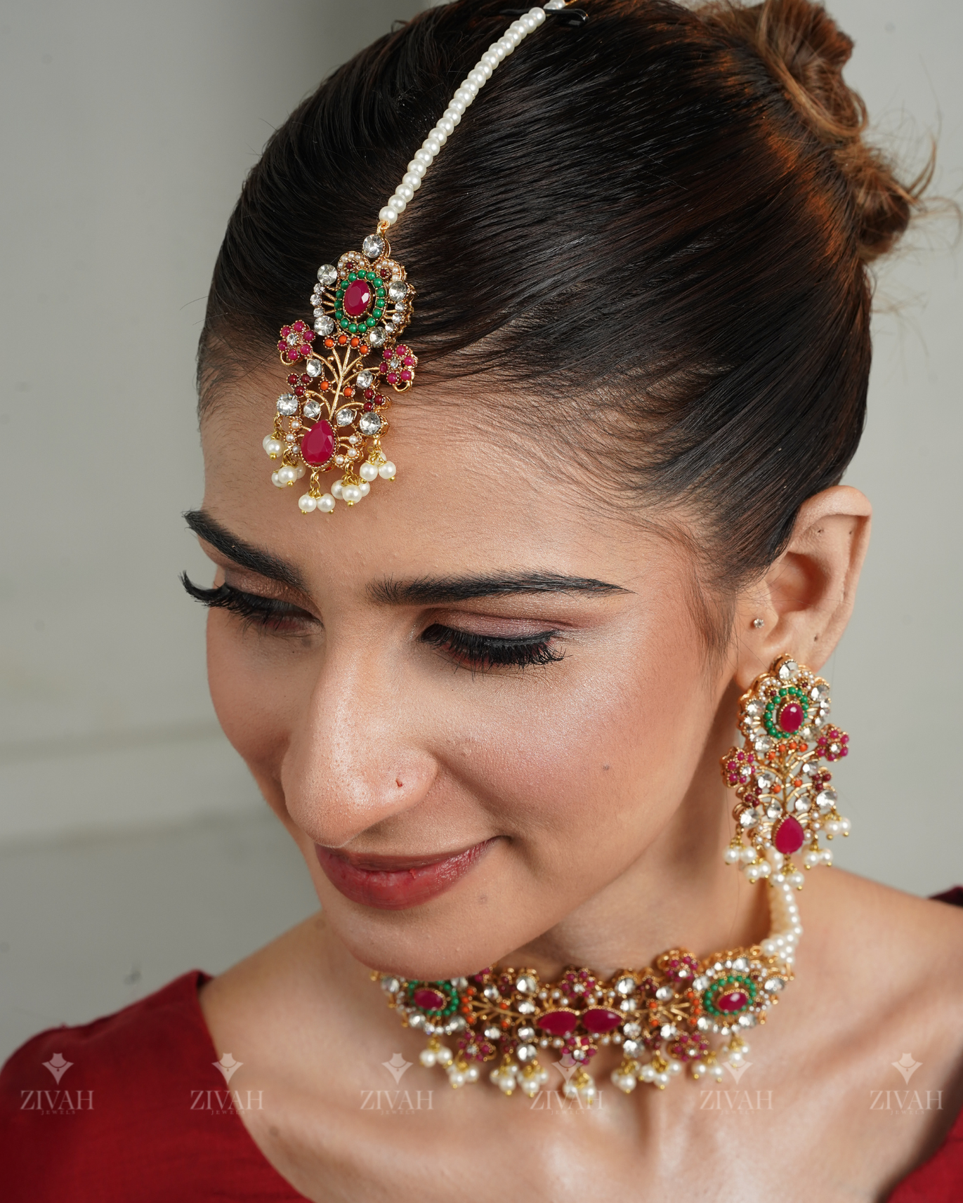 The Trendy Nauratan Choker Sets