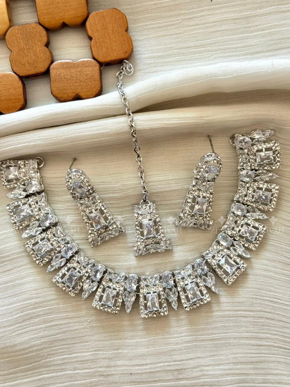 Imperial Royal Set with Tika2