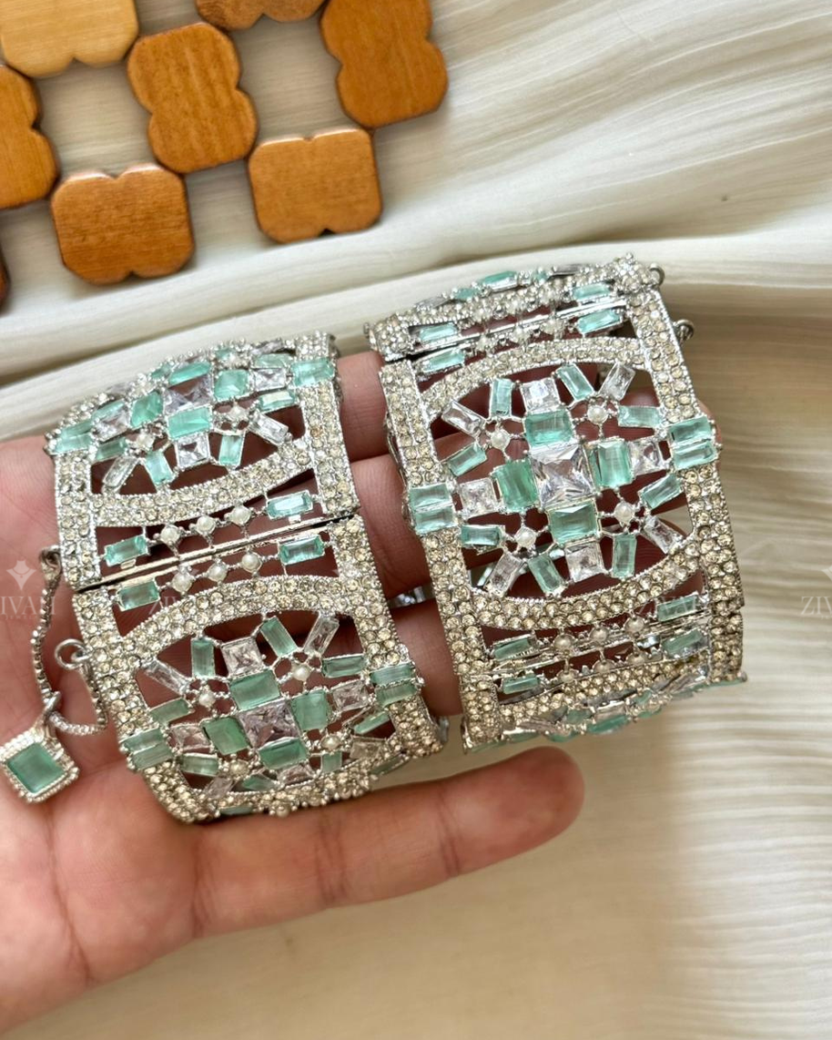 The Gul-e-Noor Openable Bangles