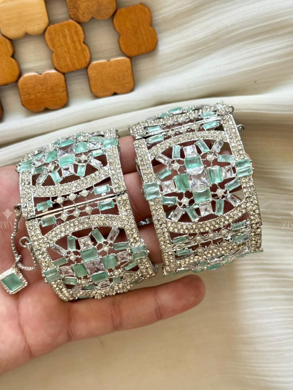 The Gul-e-Noor Openable Bangles