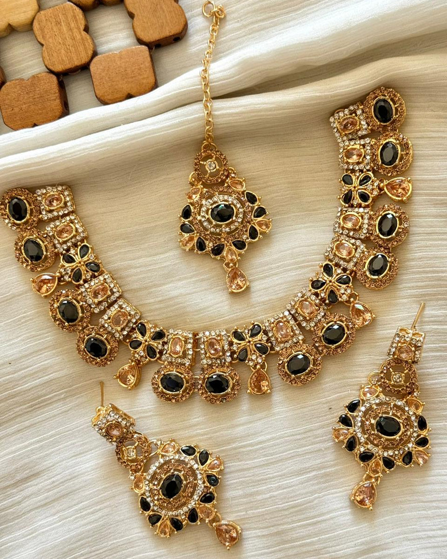 Elegant Style Zircon Necklace Sets