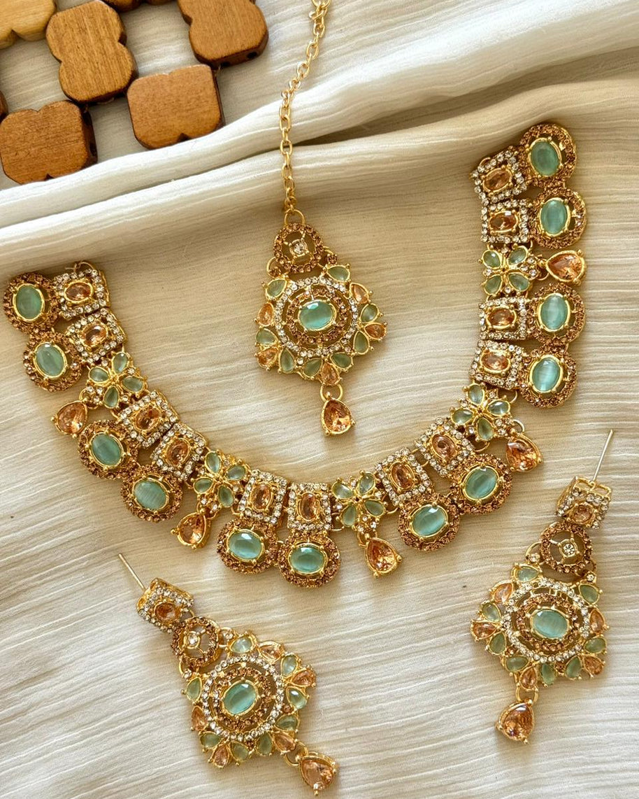 Elegant Style Zircon Necklace Sets