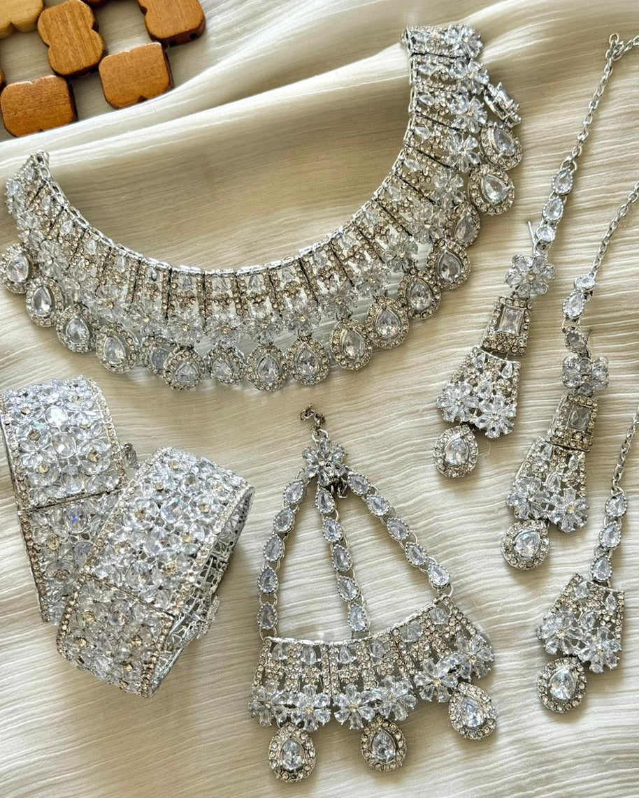 Zircon Bridal Sets With Openable Standard Size Bangles