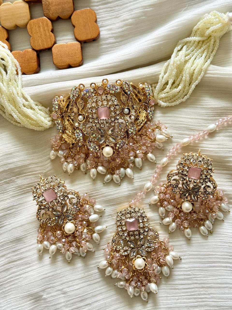 Designer’s Made Choker Sets