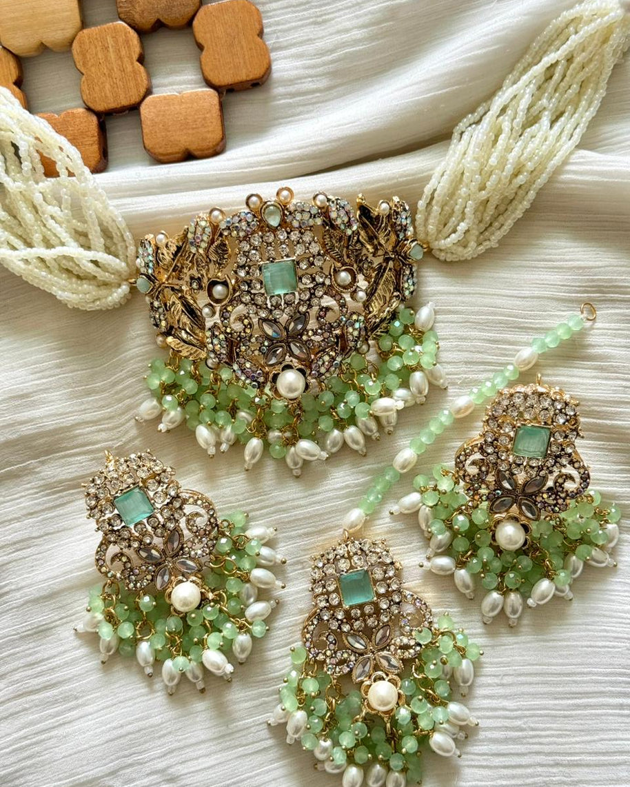 Designer’s Made Choker Sets