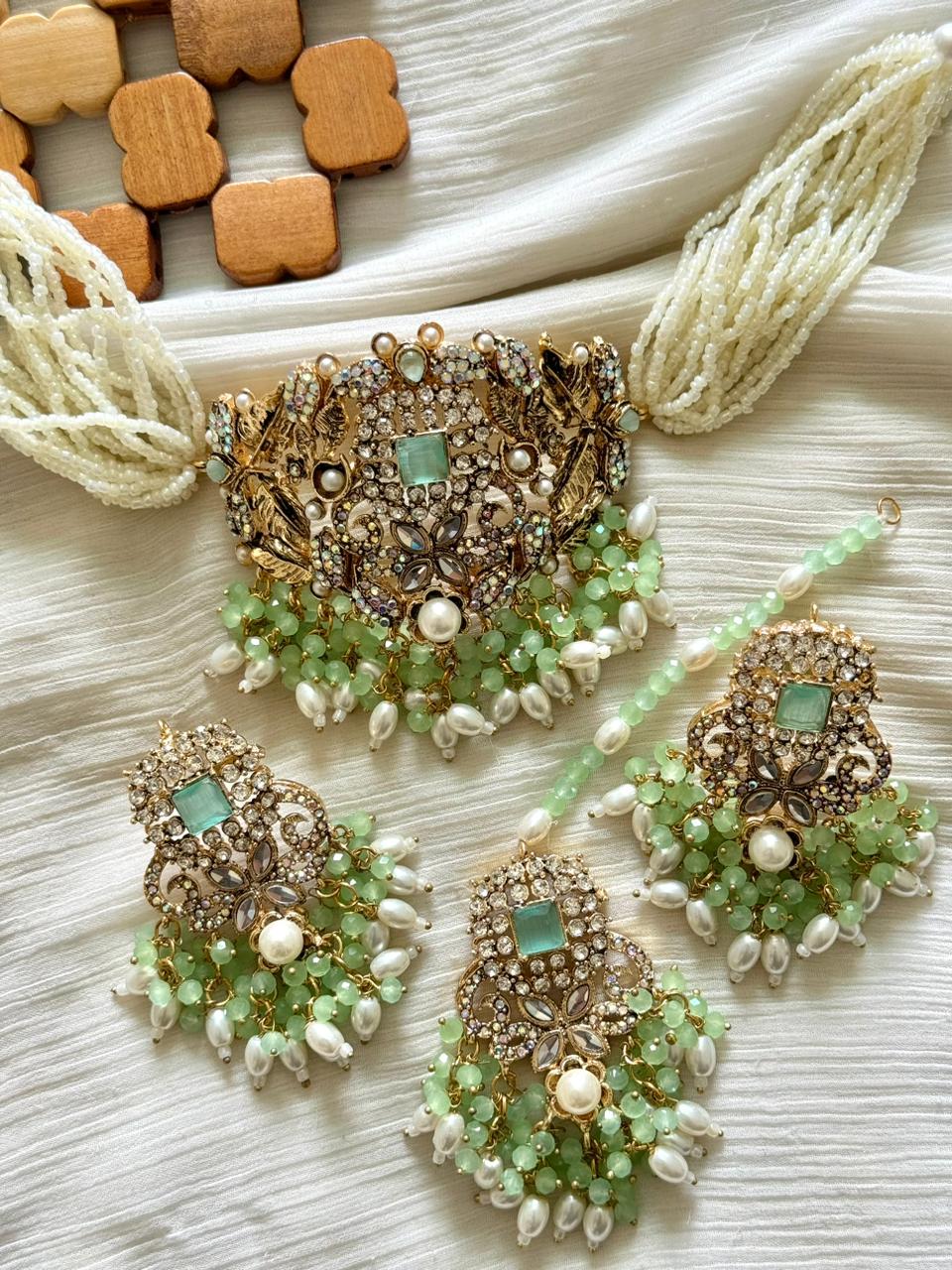 Designer’s Made Choker Sets