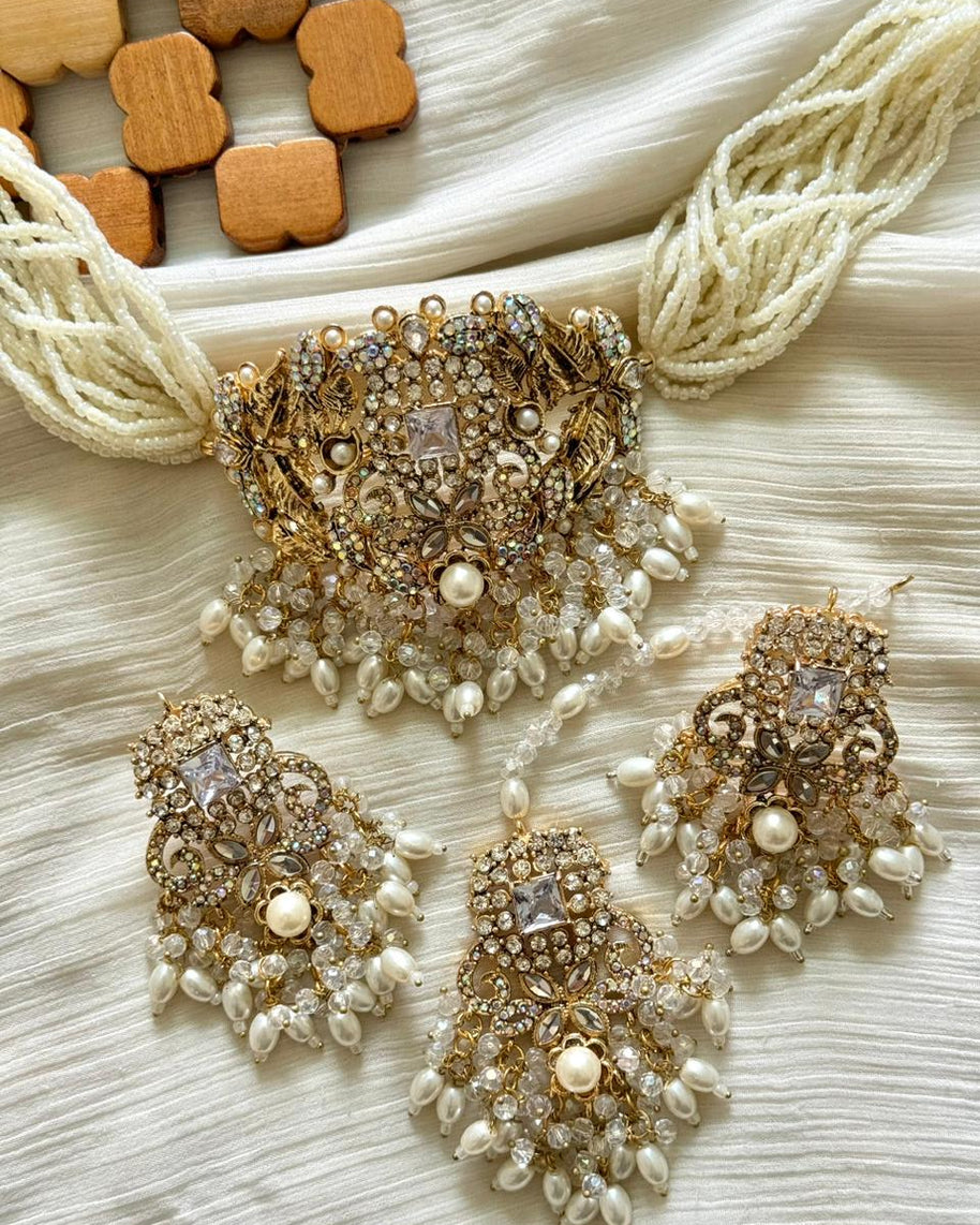 Designer’s Made Choker Sets