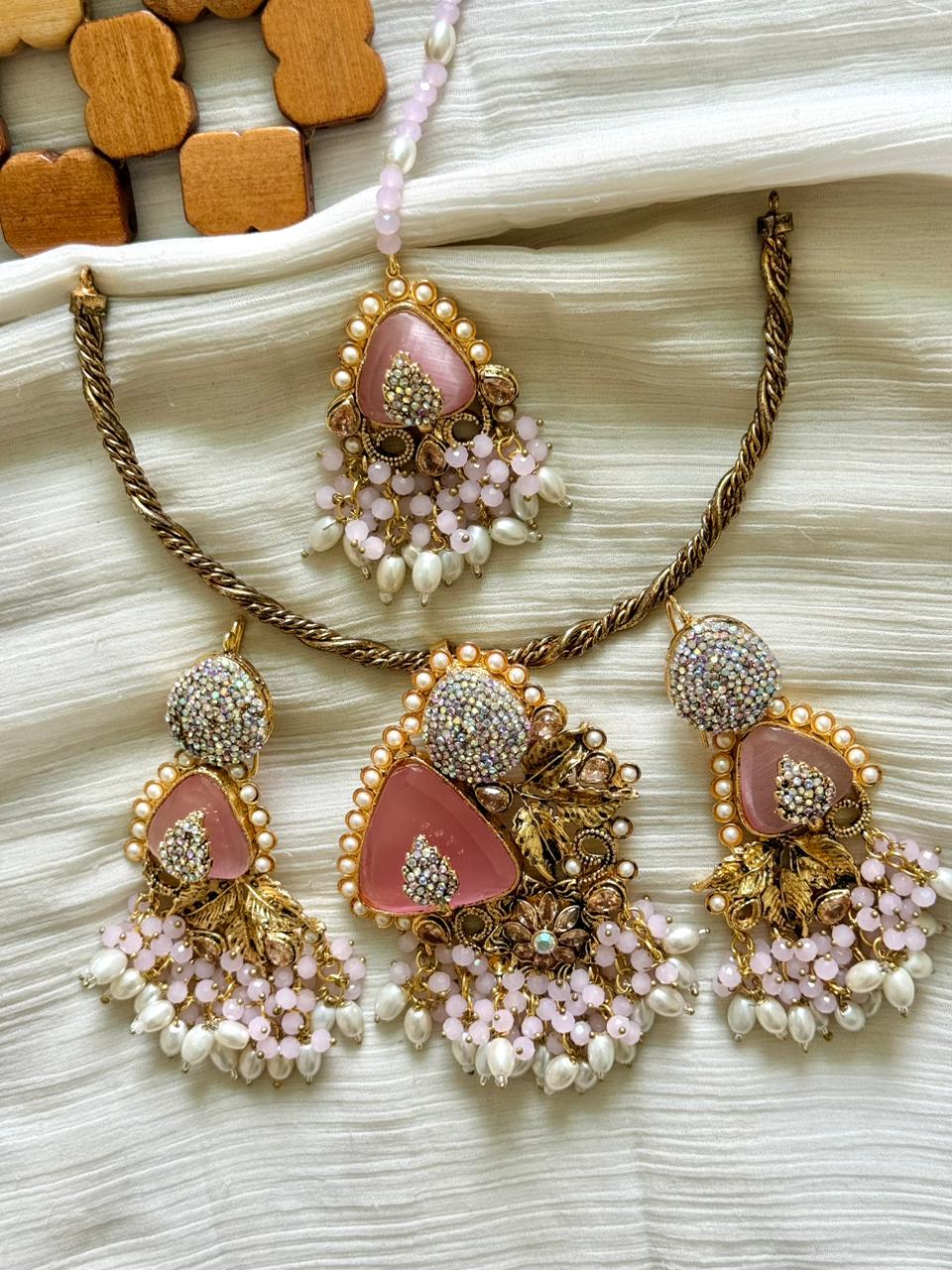 Designer’s Turkish Style Necklace Set