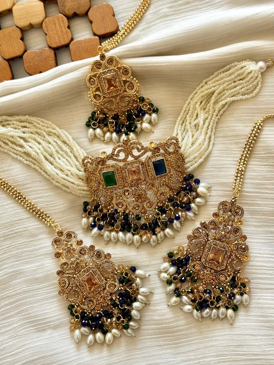 Designer’s Rajwadi Zircon Choker Set