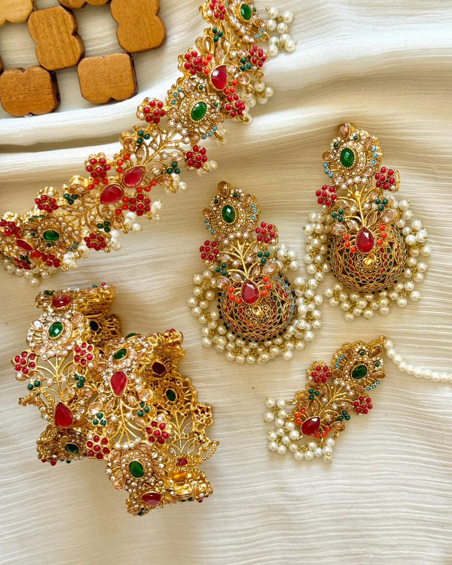 Nauratan Trendy Set With Standard Size Lock Bangles