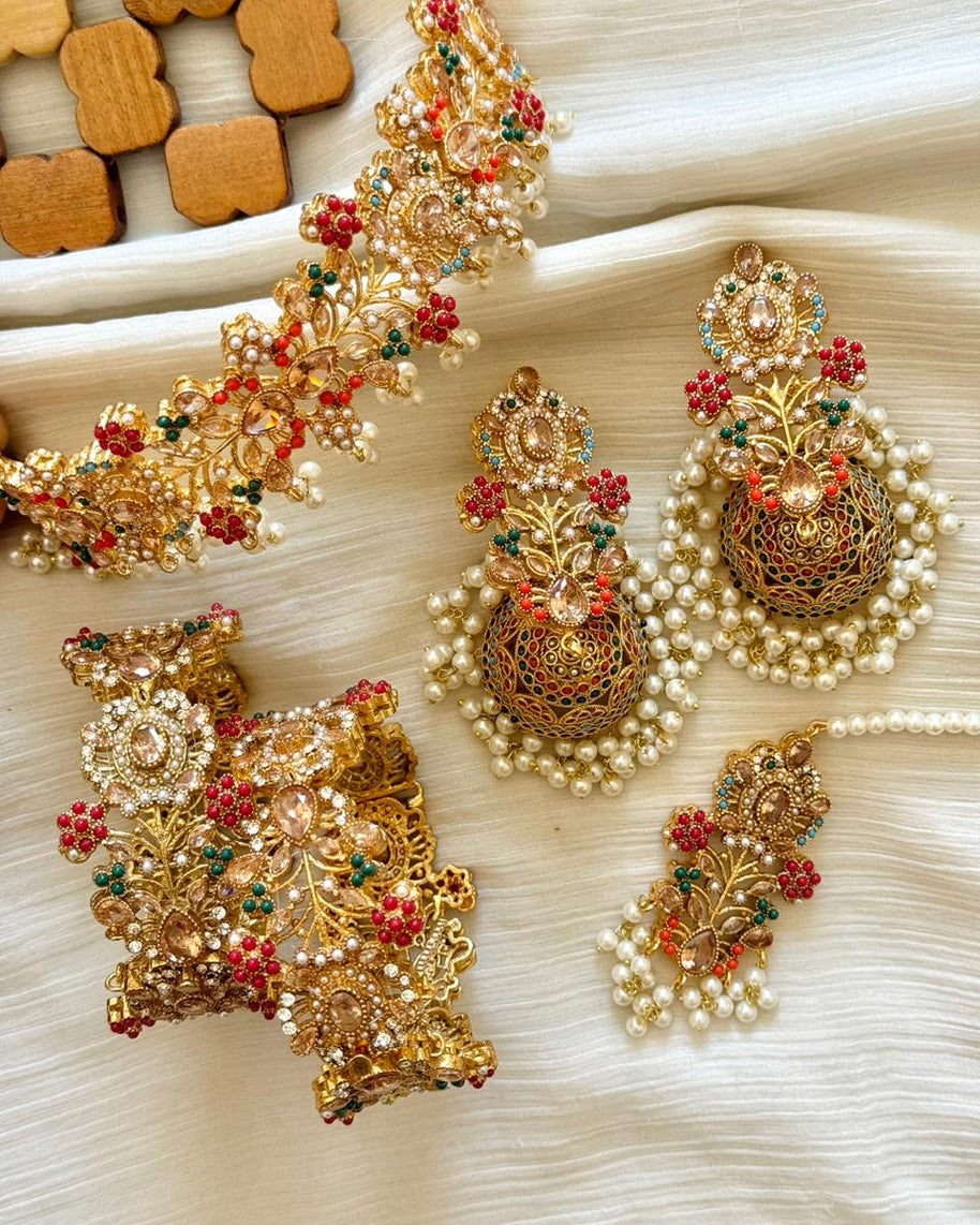 Nauratan Trendy Set With Standard Size Lock Bangles