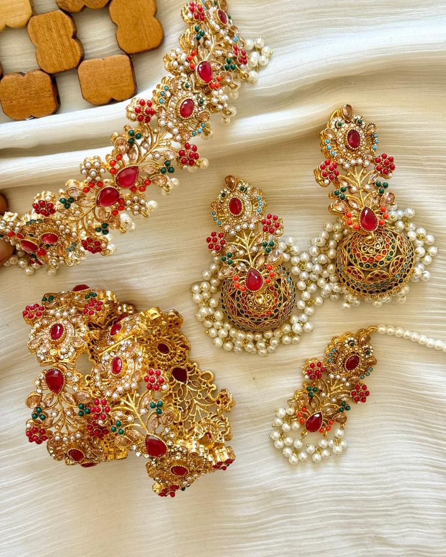 Nauratan Trendy Set With Standard Size Lock Bangles