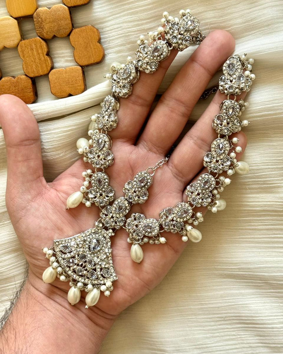 Rajwadi Maharani Mathapati