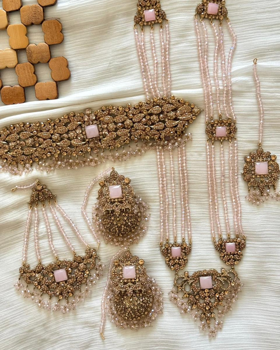 The Royal Mirha’s Beauty Bridal Set