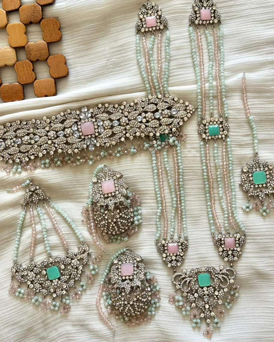 The Royal Mirha’s Beauty Bridal Set