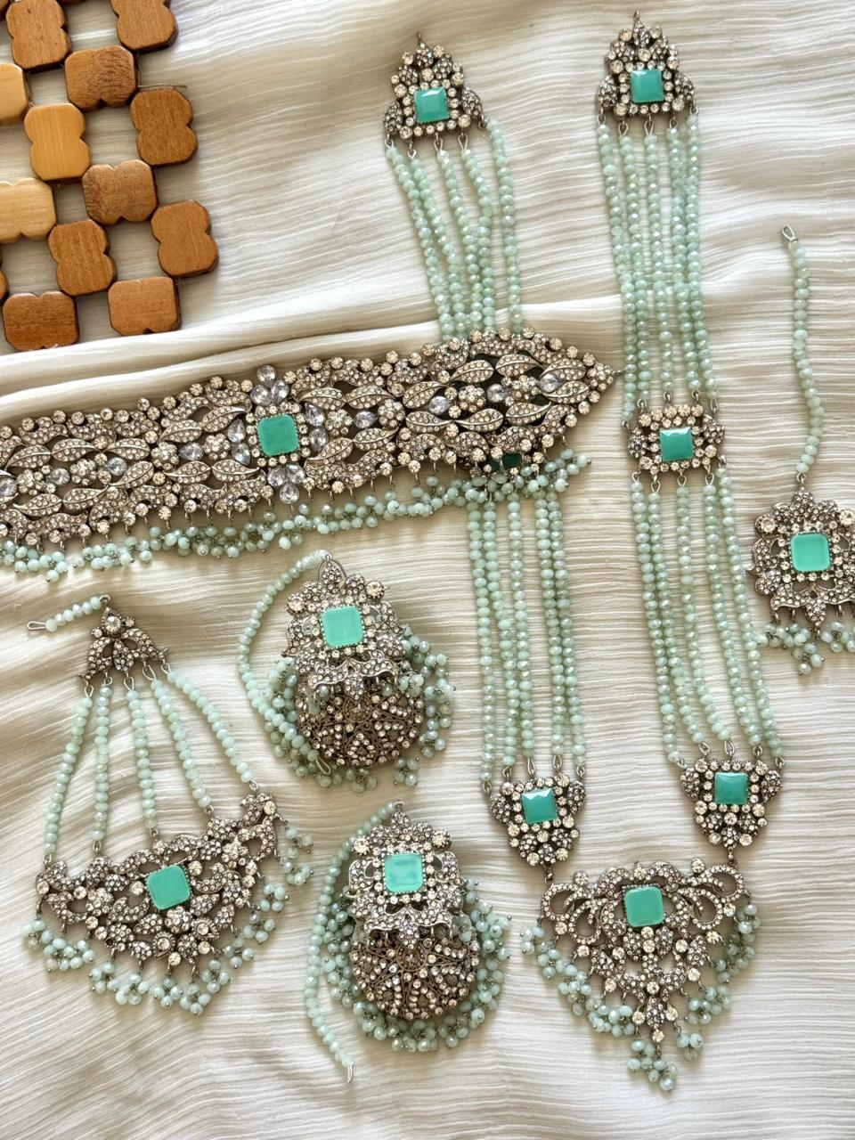 The Royal Mirha’s Beauty Bridal Set