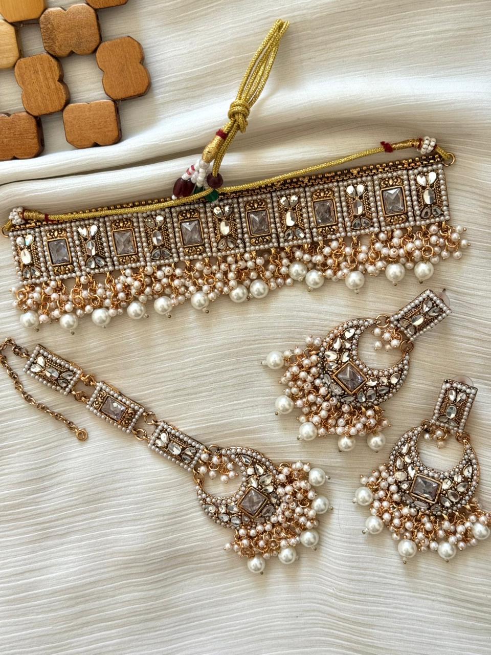 Kundan Choker Sets