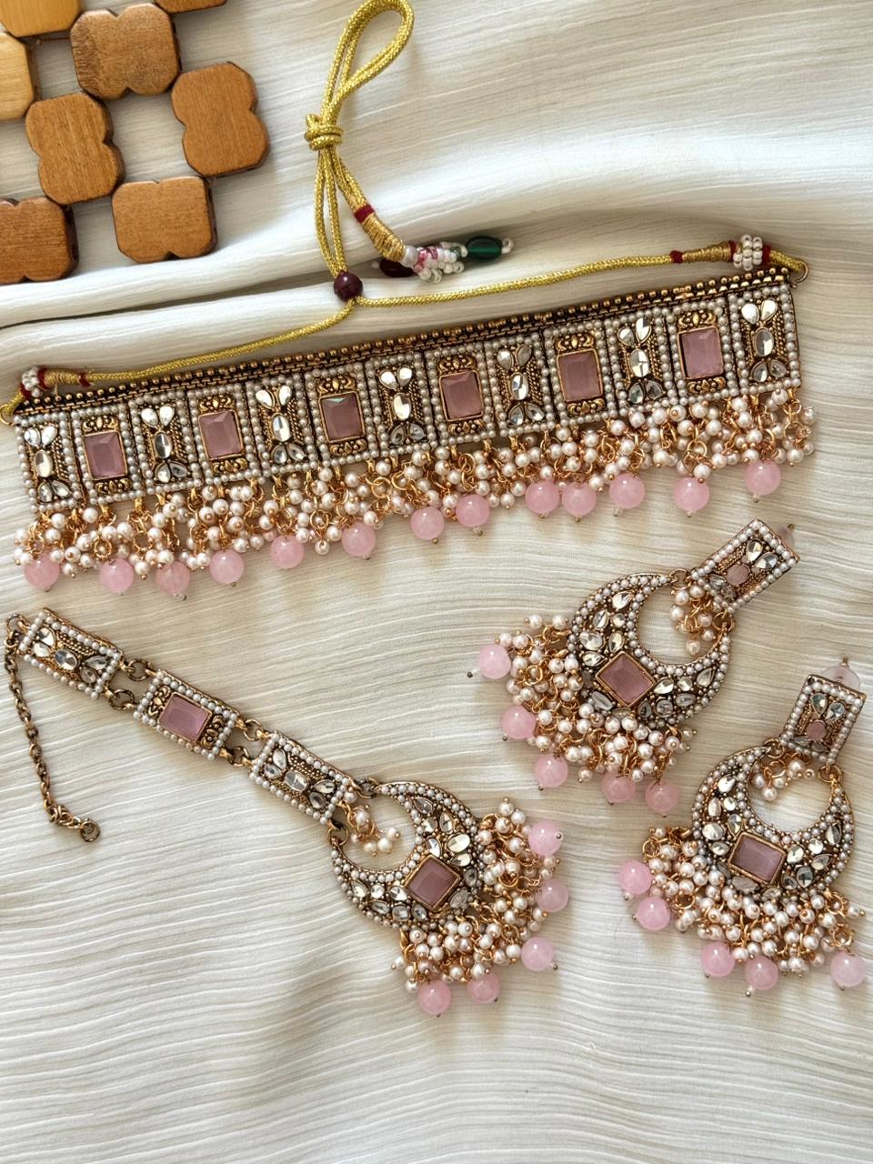 Kundan Choker Sets