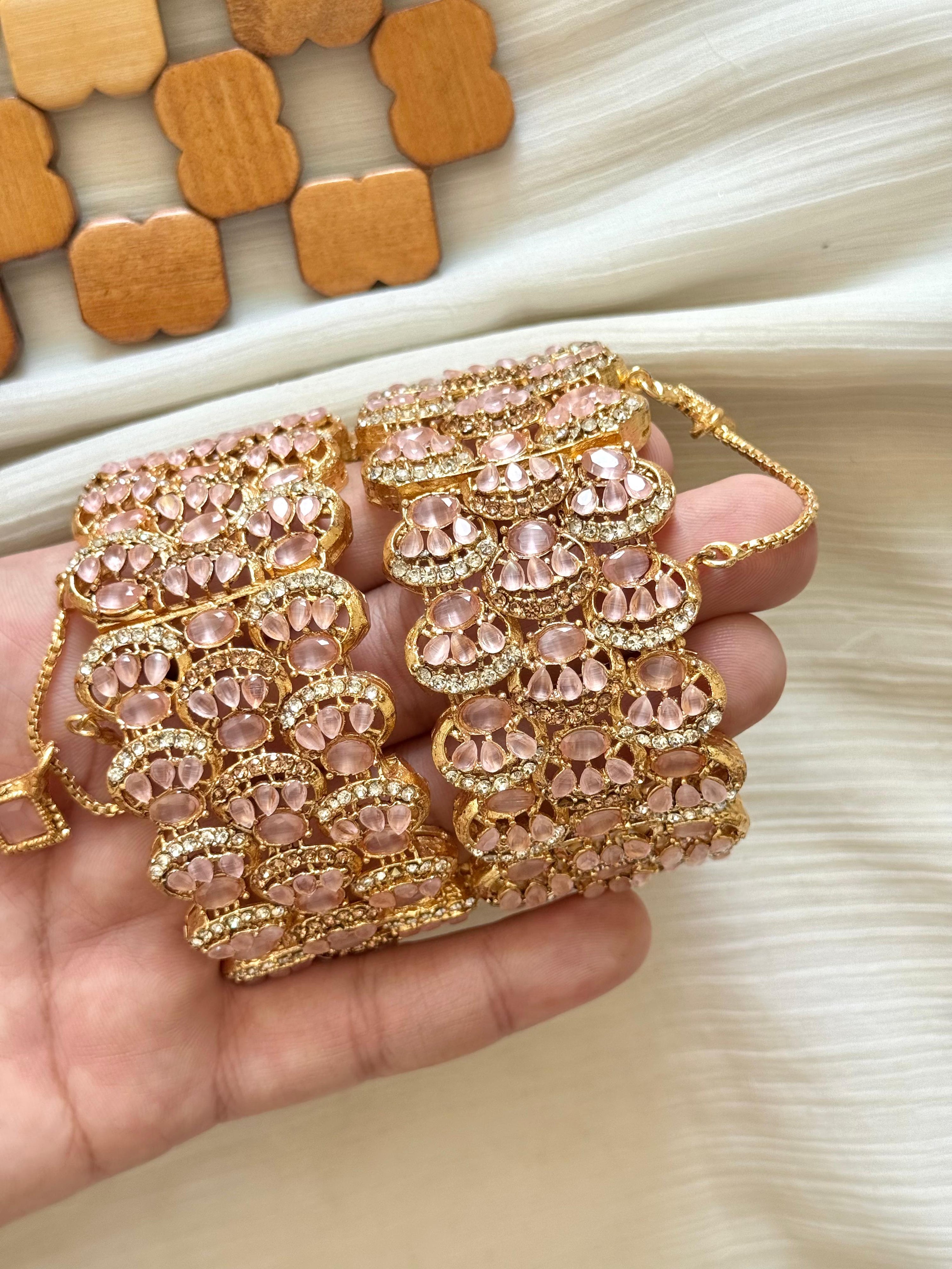 Gold Polish Zircon Openable Bangle