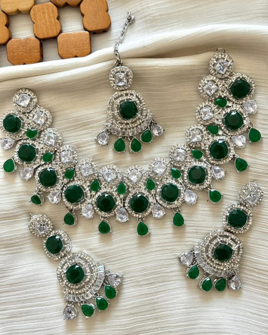 The Dewdrop Doublet Elegant Set