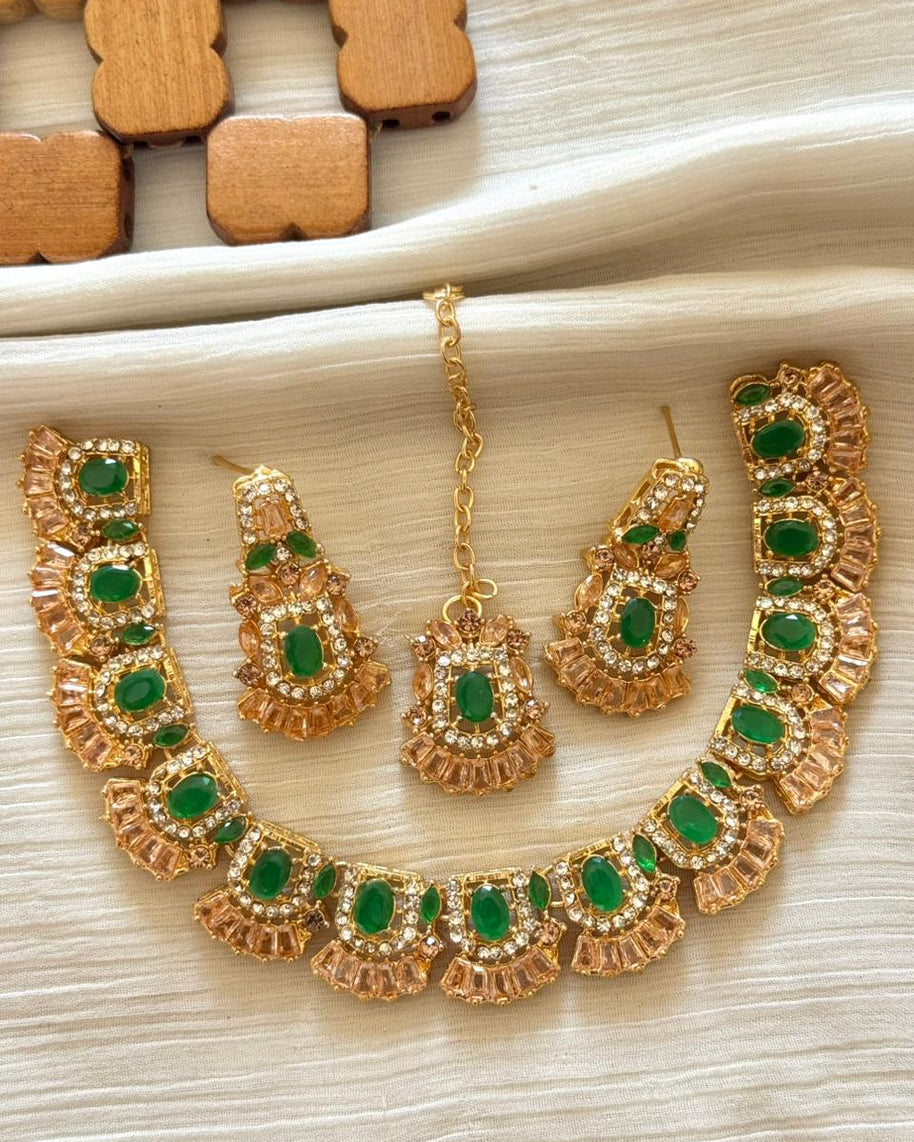 The Splendide Necklace Set