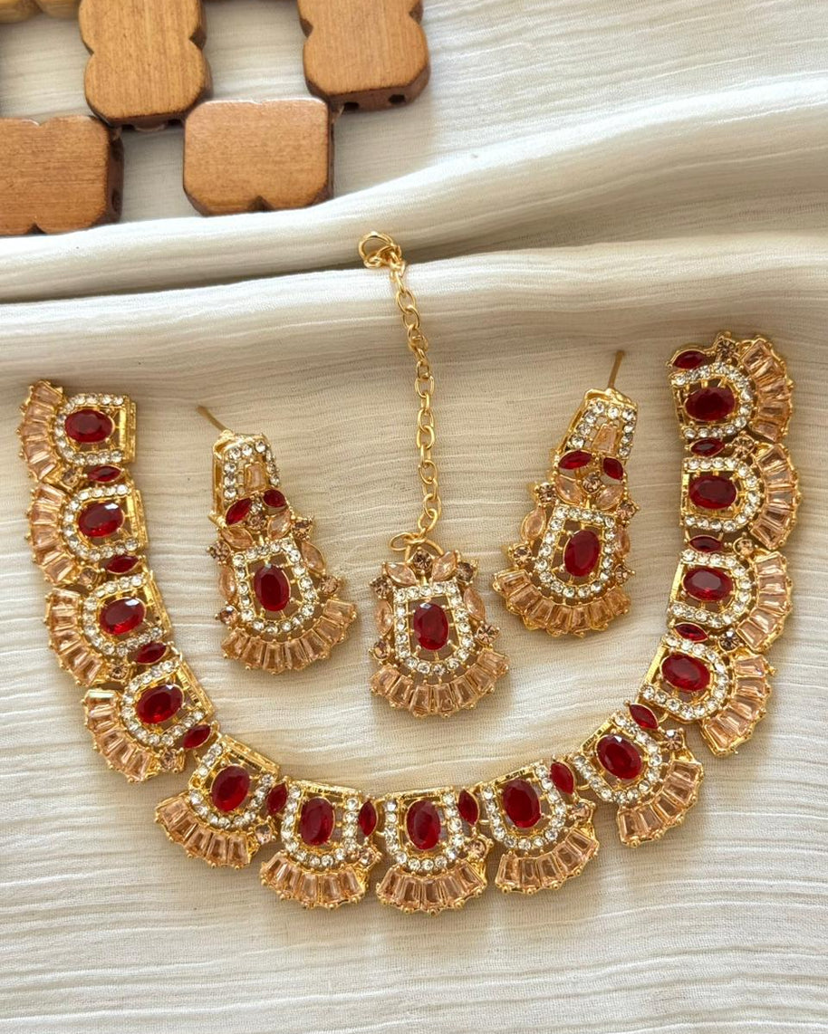 The Splendide Necklace Set