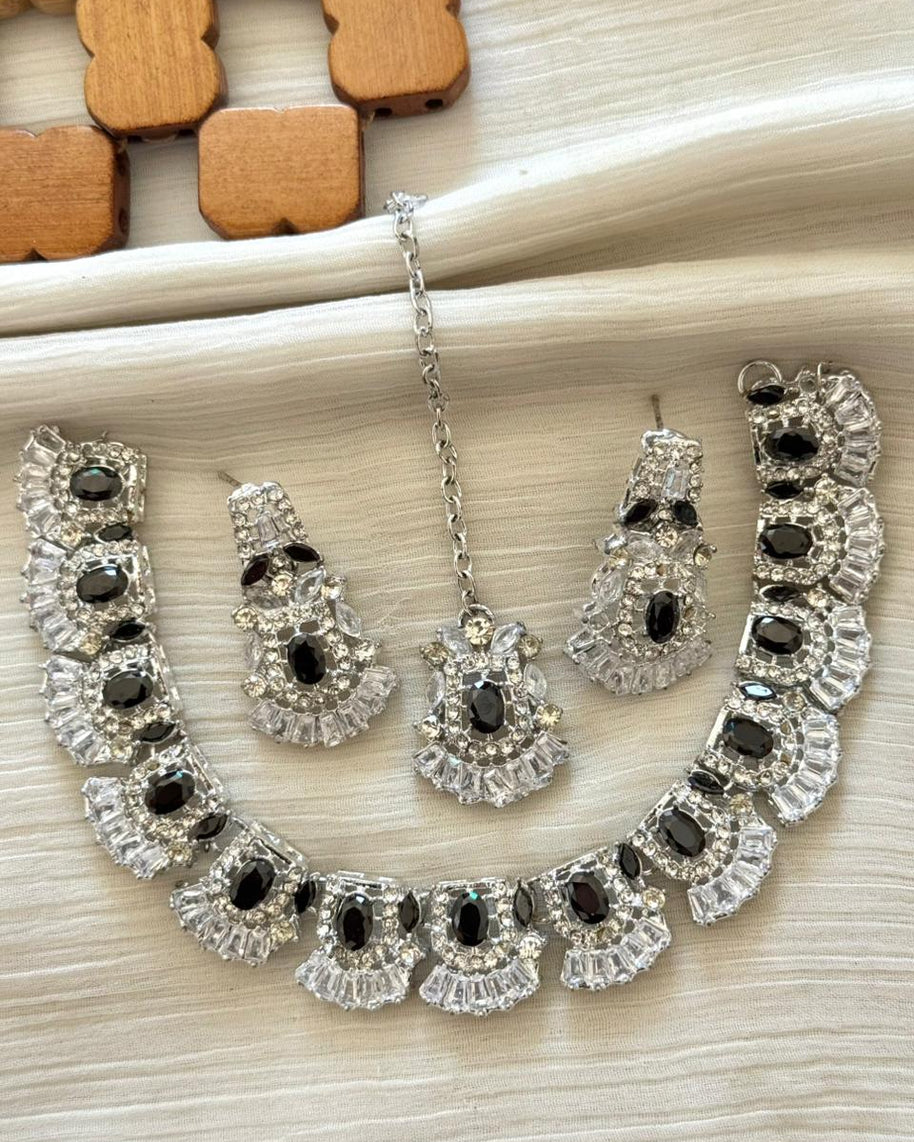 The Splendide Necklace Set