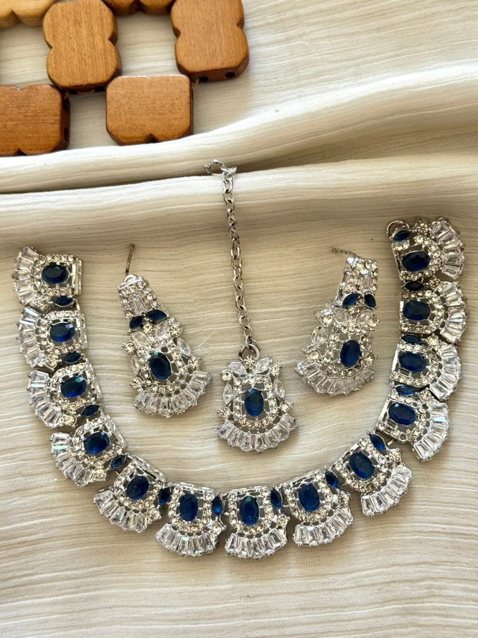 The Splendide Necklace Set