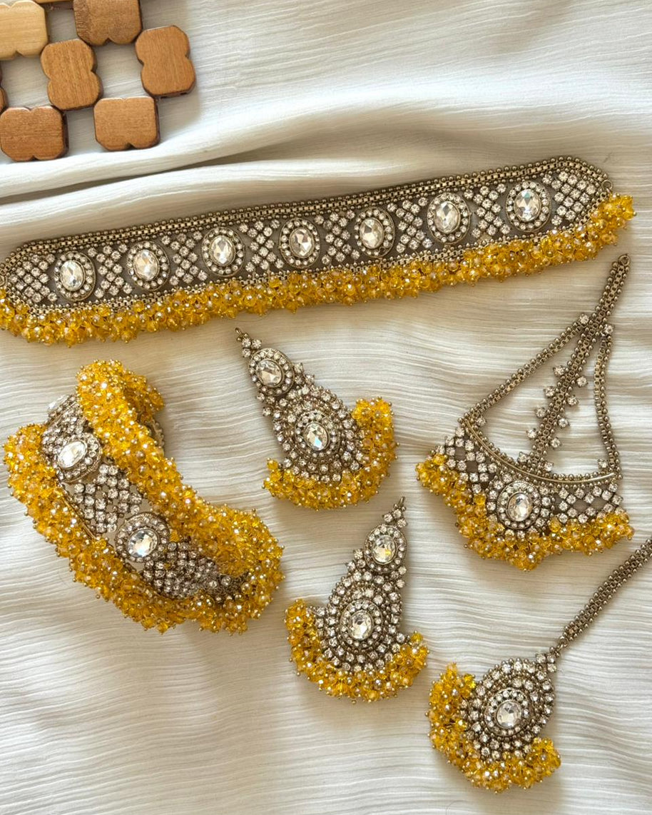 Dholki Gajra Choker Set  & Adjustable Bangle