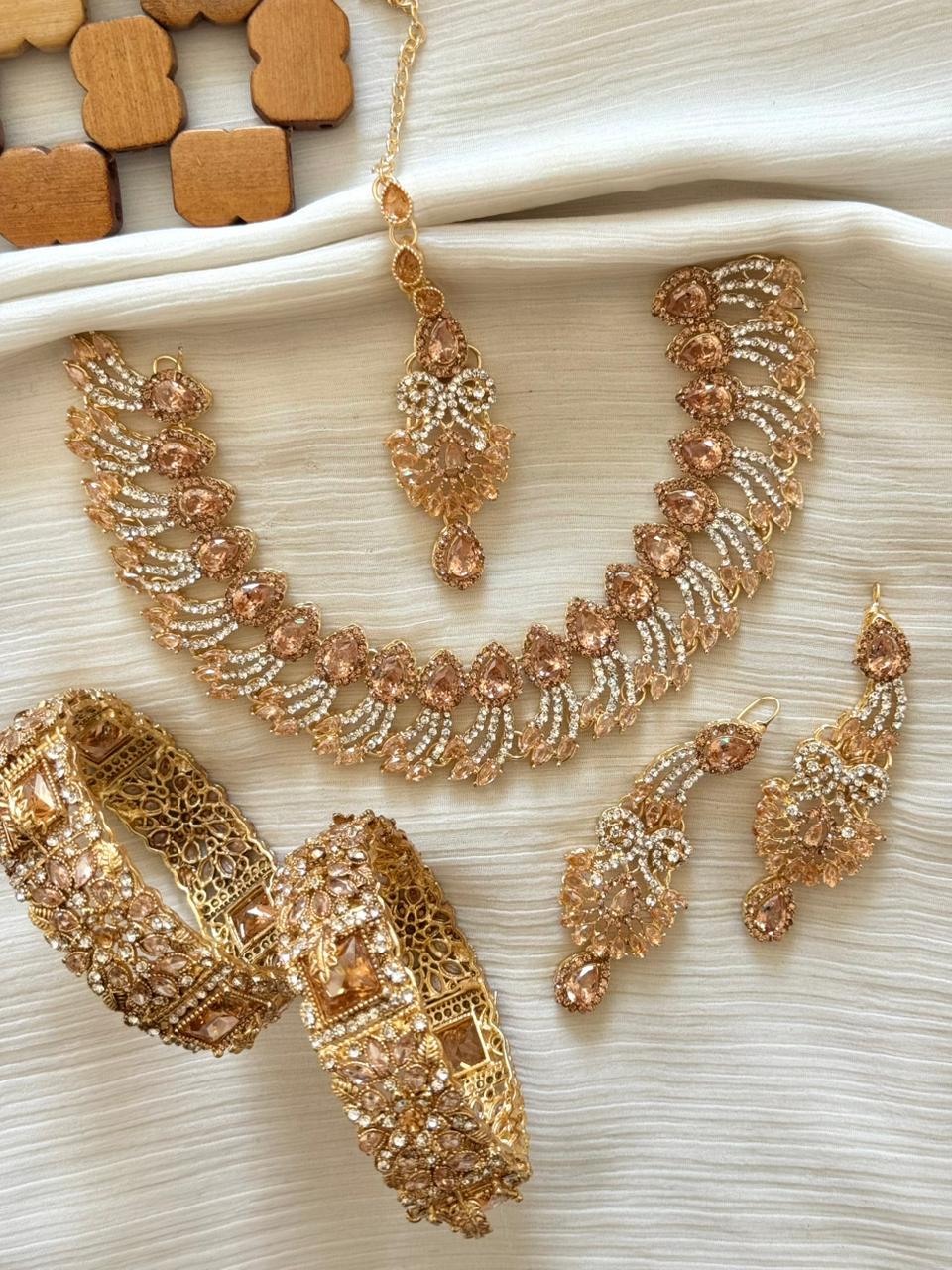 The Finest Quality Zircon Necklace & Openable Bangles